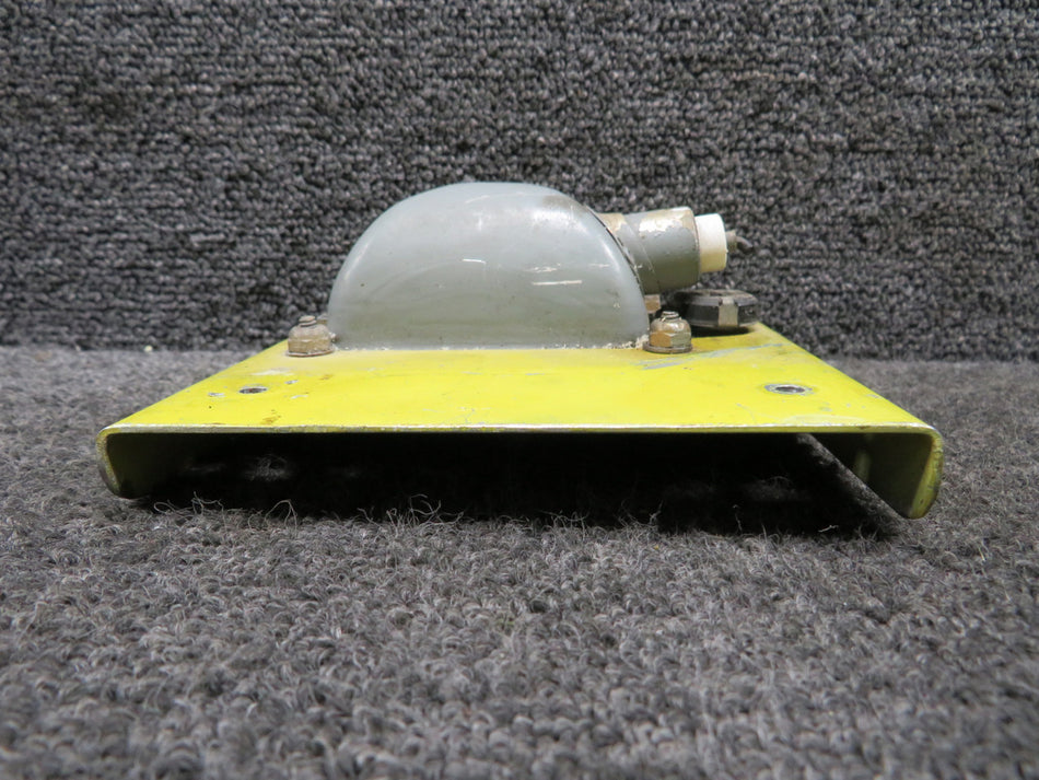 B-3555A-305 Grimes Dome Light Assembly with Mount (Volts: 28)