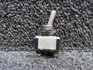 MS35058-22 (Alt: 8801K22) Cutler-Hammer Toggle Switch Assy
