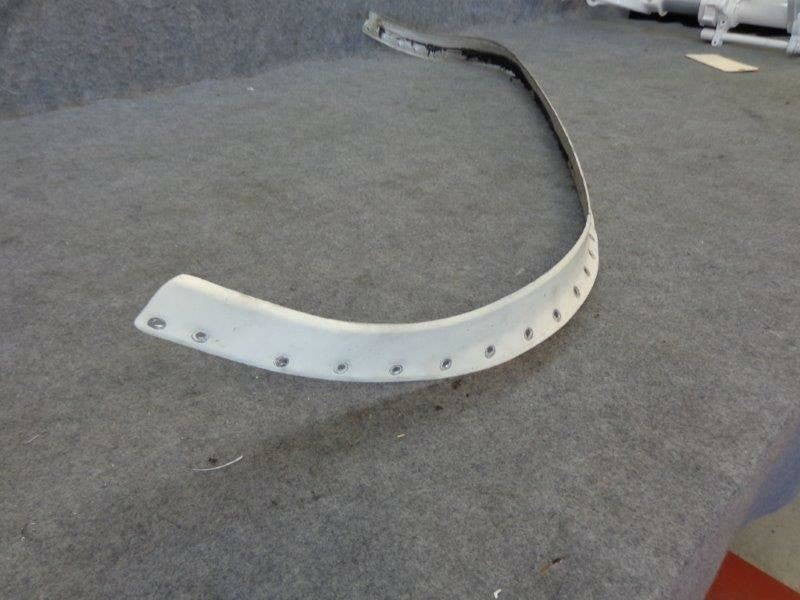 0513230-25 Cessna 172RG Retainer Windshield Bottom