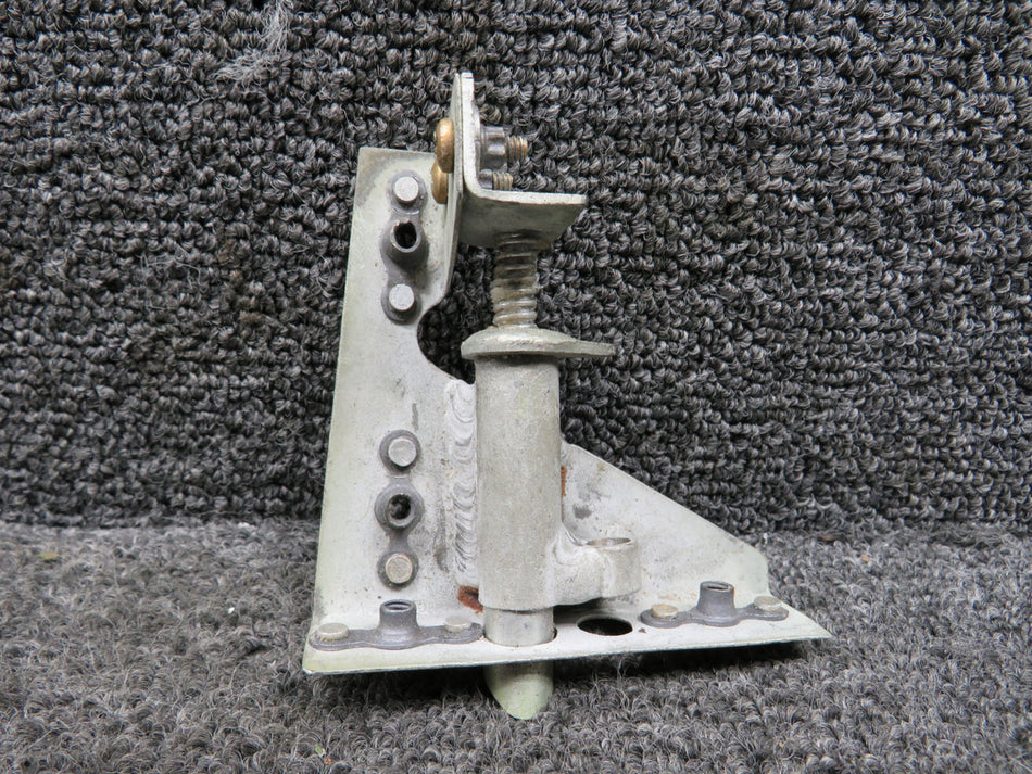 205-1-143-01 SIAI-Marchetti S205 Lower Cabin Door Latch Assembly RH