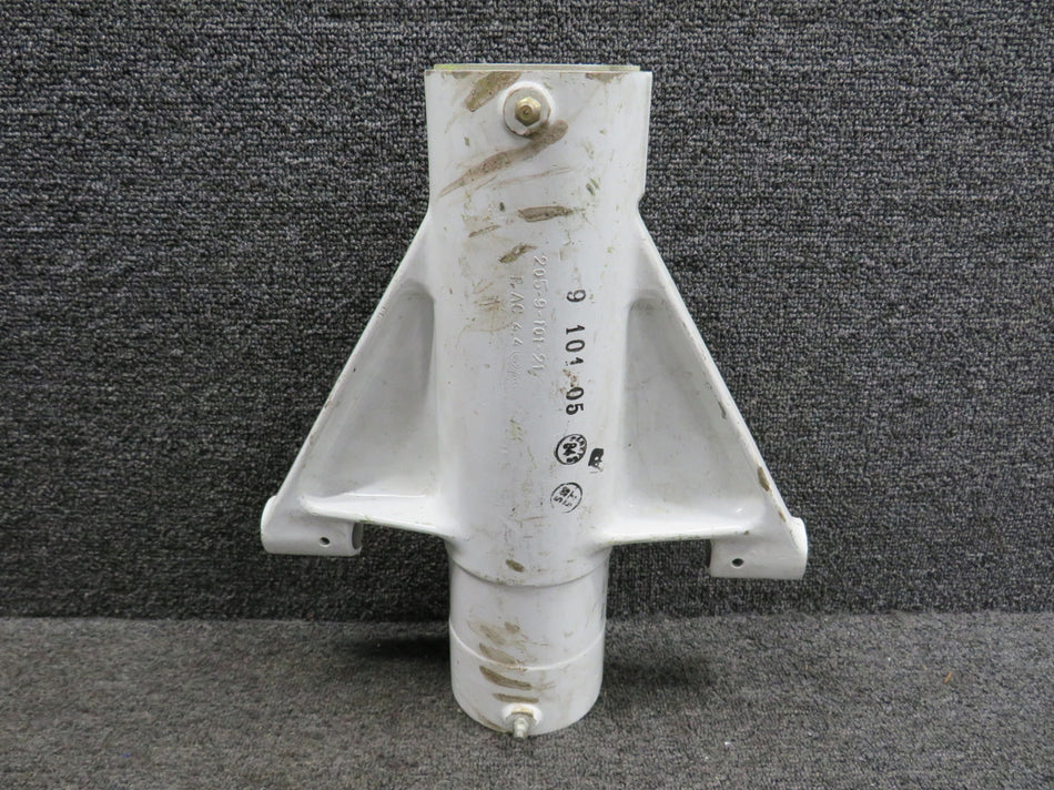 205-9-101-05 SIAI-Marchetti S205 Nose Gear Brace