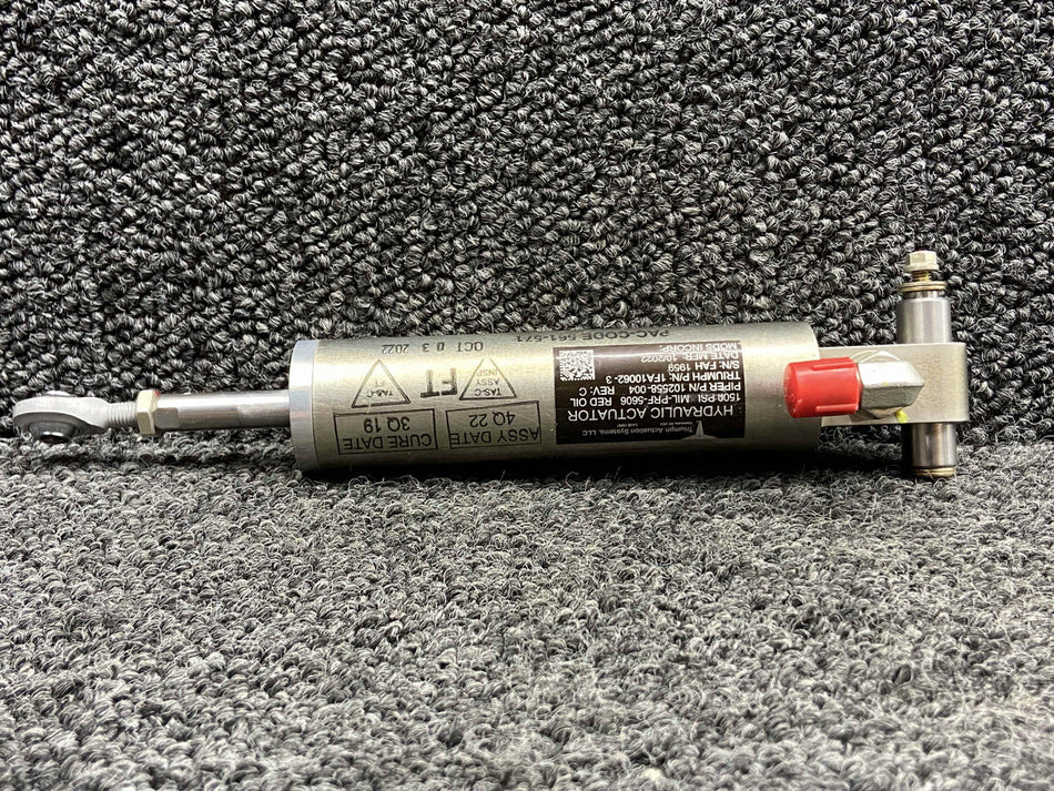 1FA10062-3 (Alt: 102558-004) Triumph Hydraulic Actuator Assembly