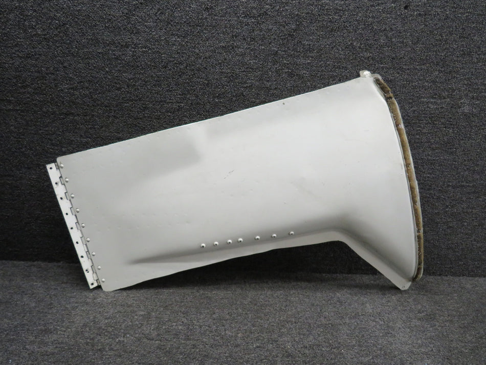 0826002-202 Cessna T310Q Main Landing Gear Door Assembly Outboard LH