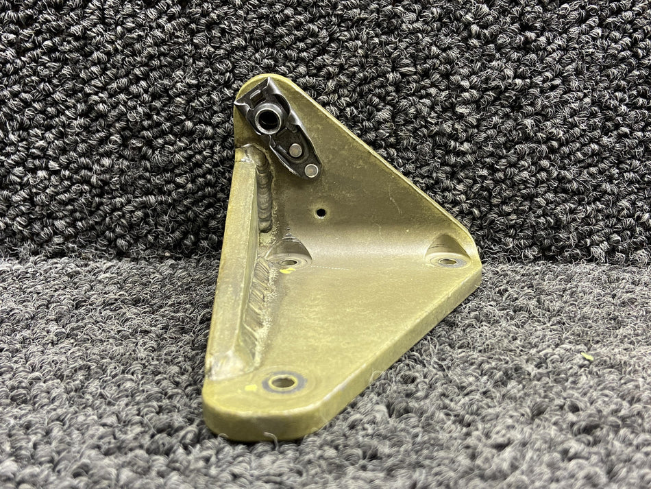 89573-014 Piper M600 Aft Cabin Door Mounting Bracket