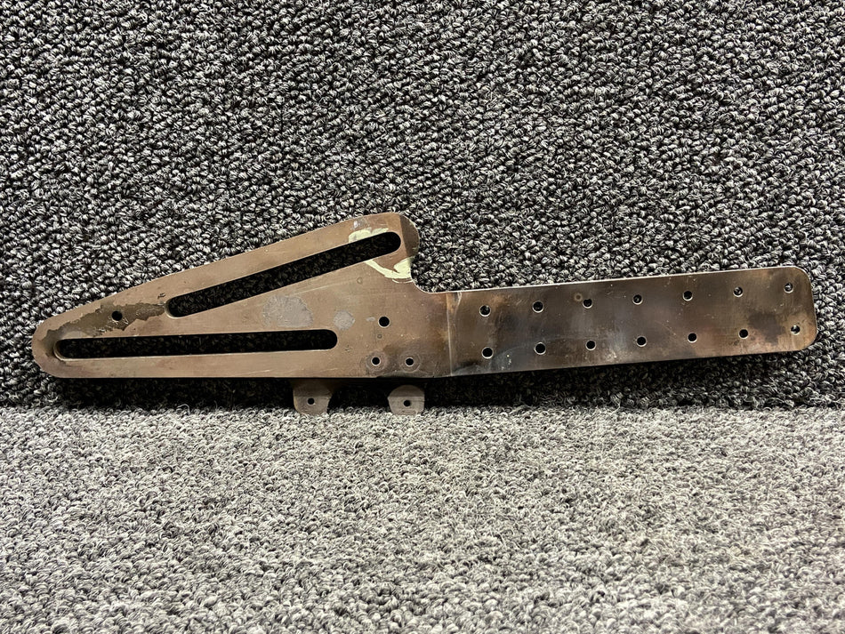 46W570429-001 Piper M600 Center Flap Track LH