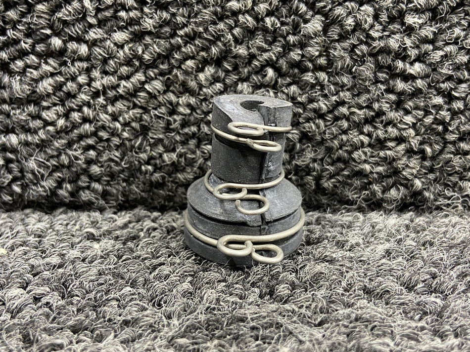 686-024 (Alt: S11K-4R) Piper M600 Aft Control Cable Pressure Seal