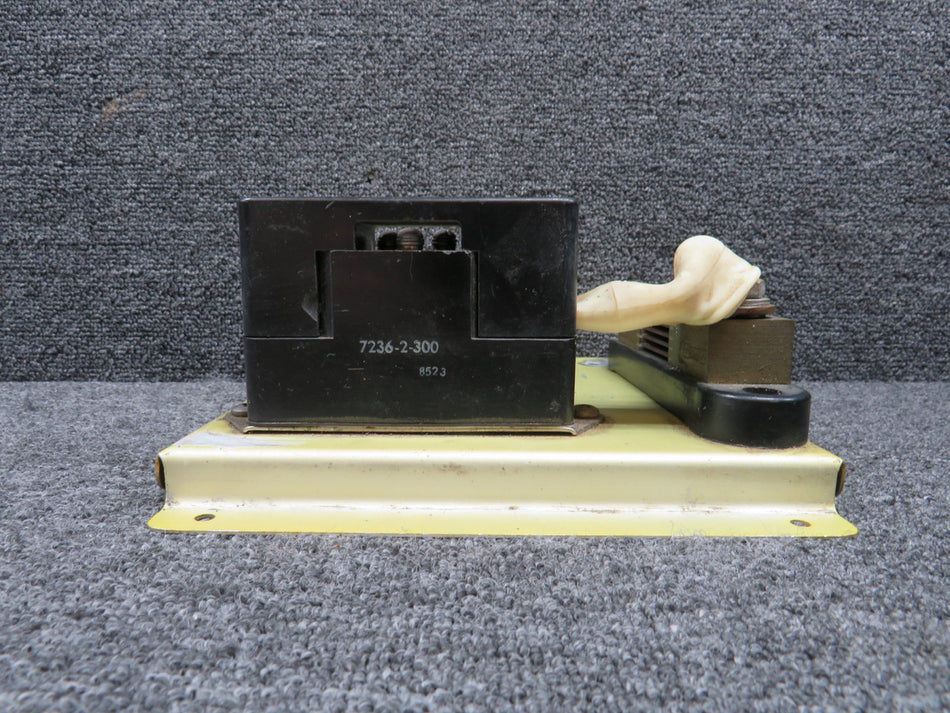 07291-002 (Alt: 7236-2-300) Piper PA42-720R Circuit Breaker Bracket Assembly