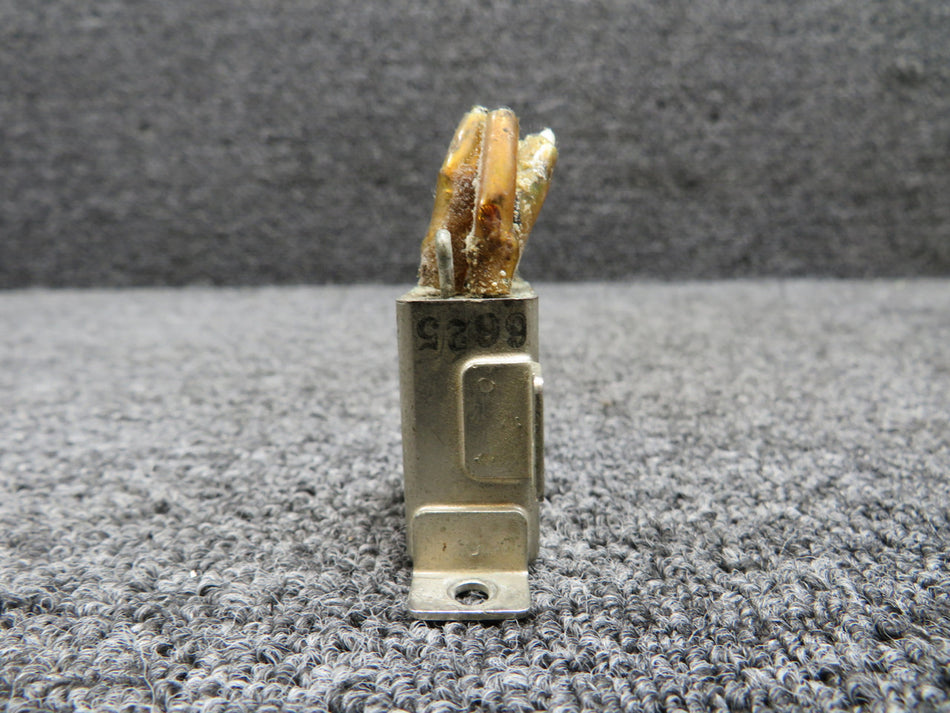 50-380048-1 Beechcraft Relay Unit (Broken Pins) (Core) (Volts: 26.5)
