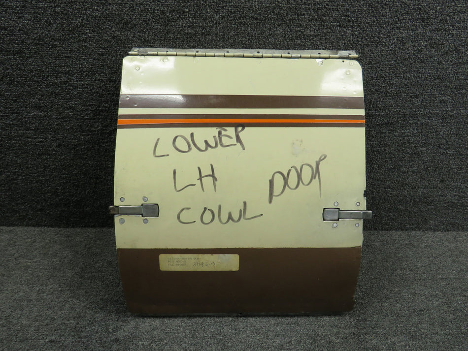 0752000-103 Cessna 182A Cowl Door Assembly LH (Chipped)