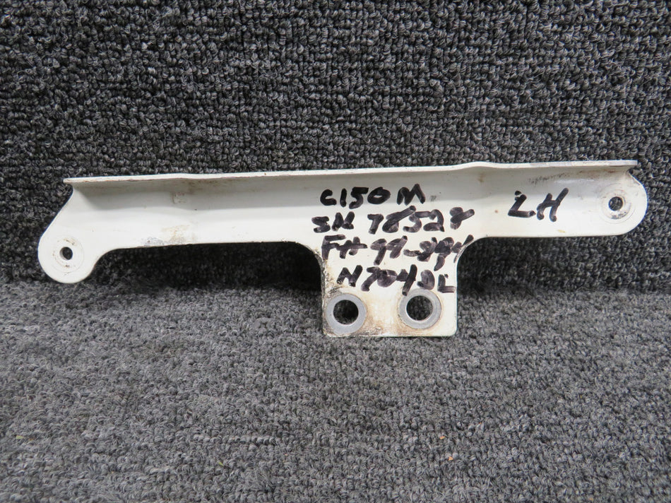 0441226-1 Cessna 150M Wheel Fairing Stiffener LH