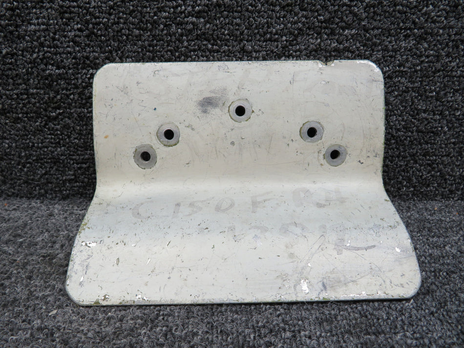 0413399-2 Cessna 150F Refueling Step RH (Chipped and Worn)