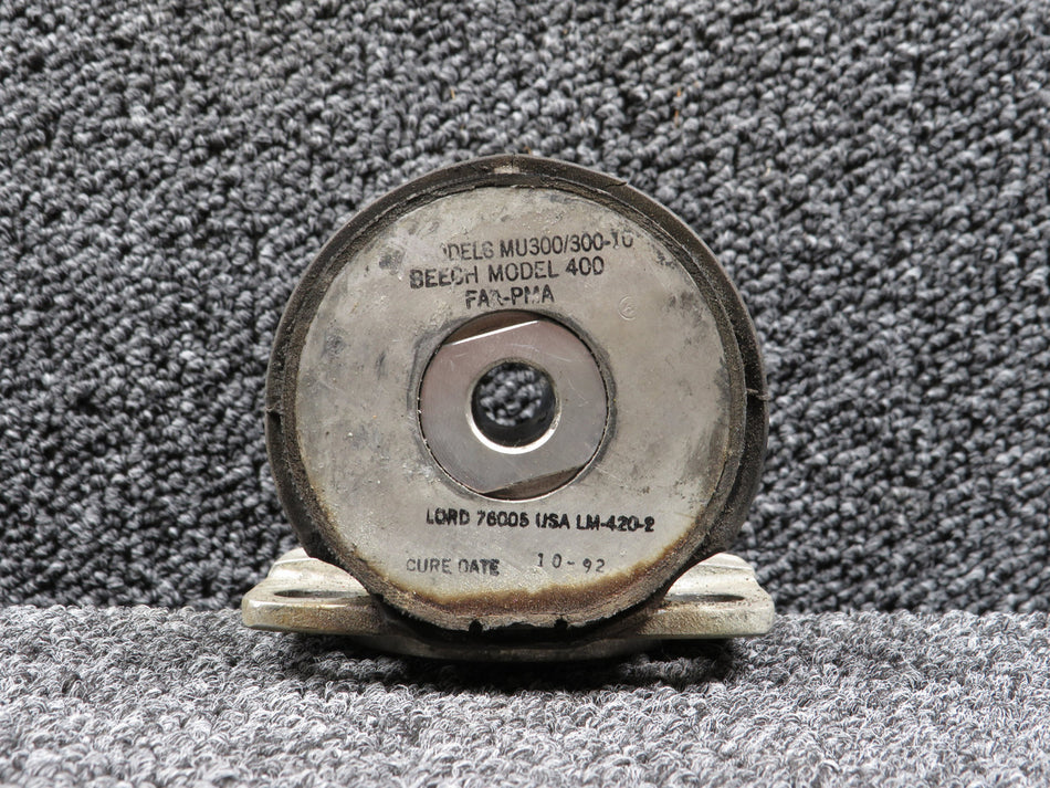 LM-420-SA15 (Alt: 45AS42002-3) Lord Front Engine Mount Assembly (Worn)
