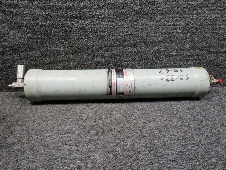 104220001 Dowty Hydraulic Accumulator