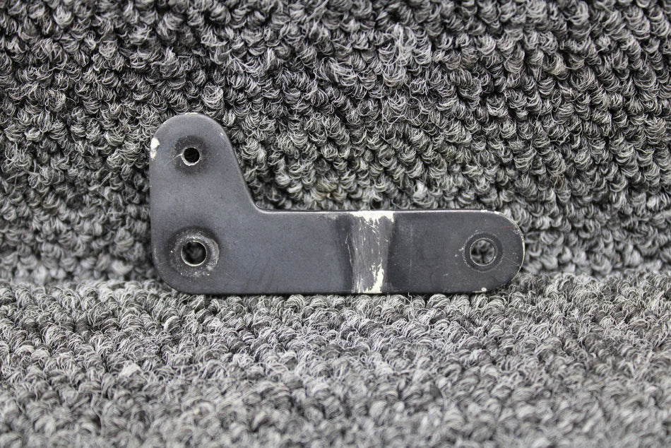 140229-005 Mooney M20M Rear Seat Adjust Lever