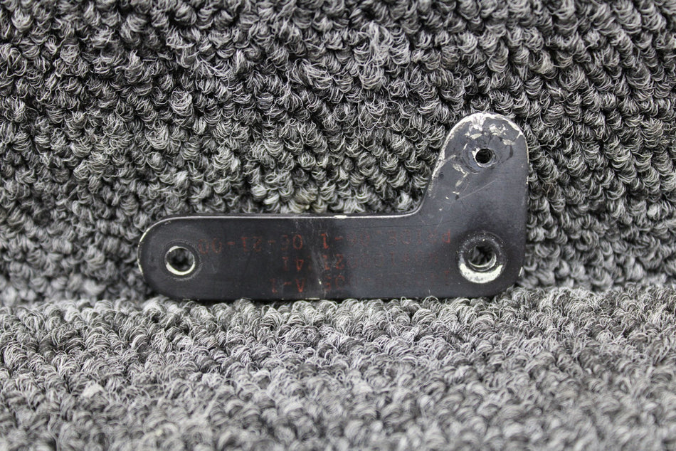 140229-005 Mooney M20M Rear Seat Adjust Lever