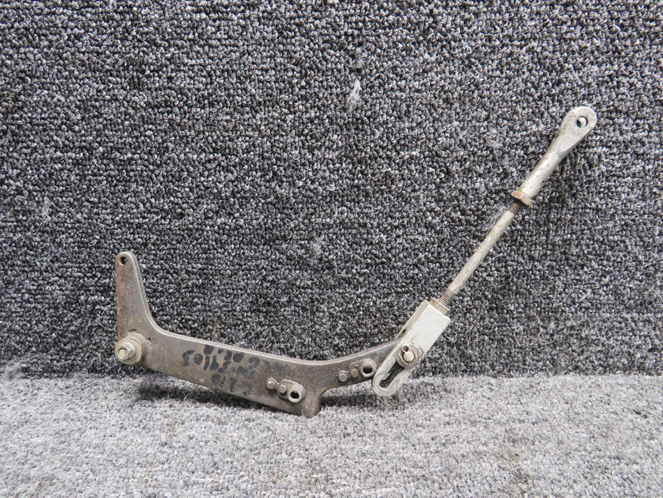 1241428-2, 1241026-1 Cessna 210 Main Landing Gear Door Uplock Clevis Assy RH