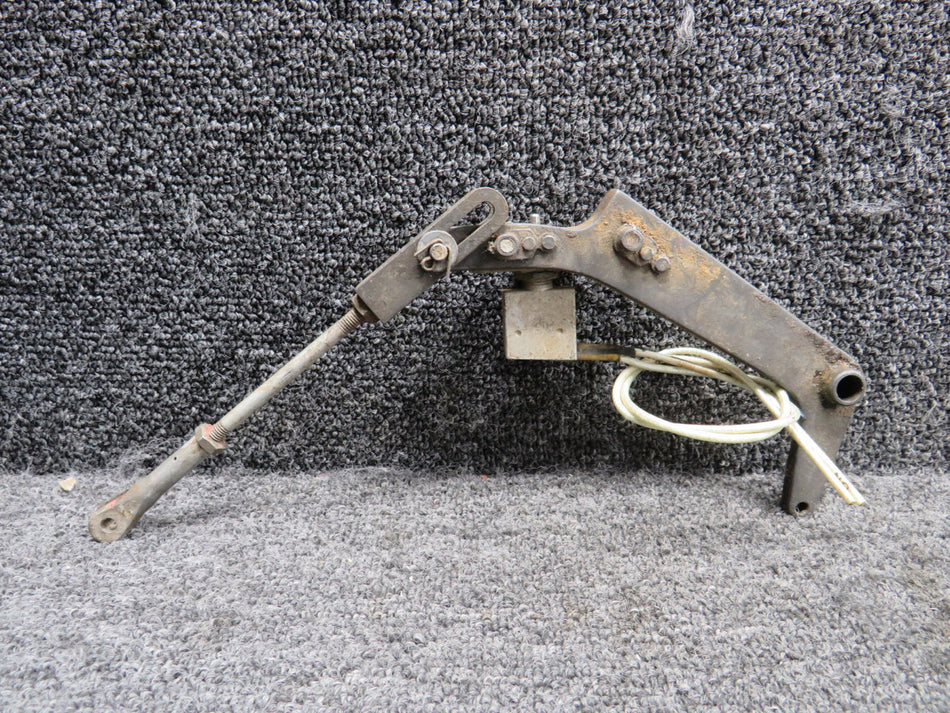 1241428-2, 1241026-1 Cessna 210 MLG Door Uplock Clevis Assy w Switch RH