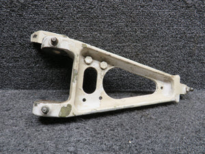 50-810032-8 Beechcraft King Air 90 Landing Gear Upper Knee Assembly