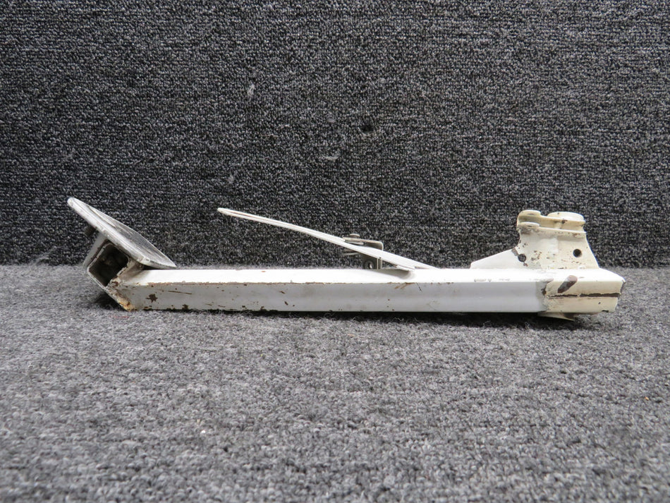 0741623-1 (Cast: 0741623) Cessna T210N Retractable Cabin Step Assembly