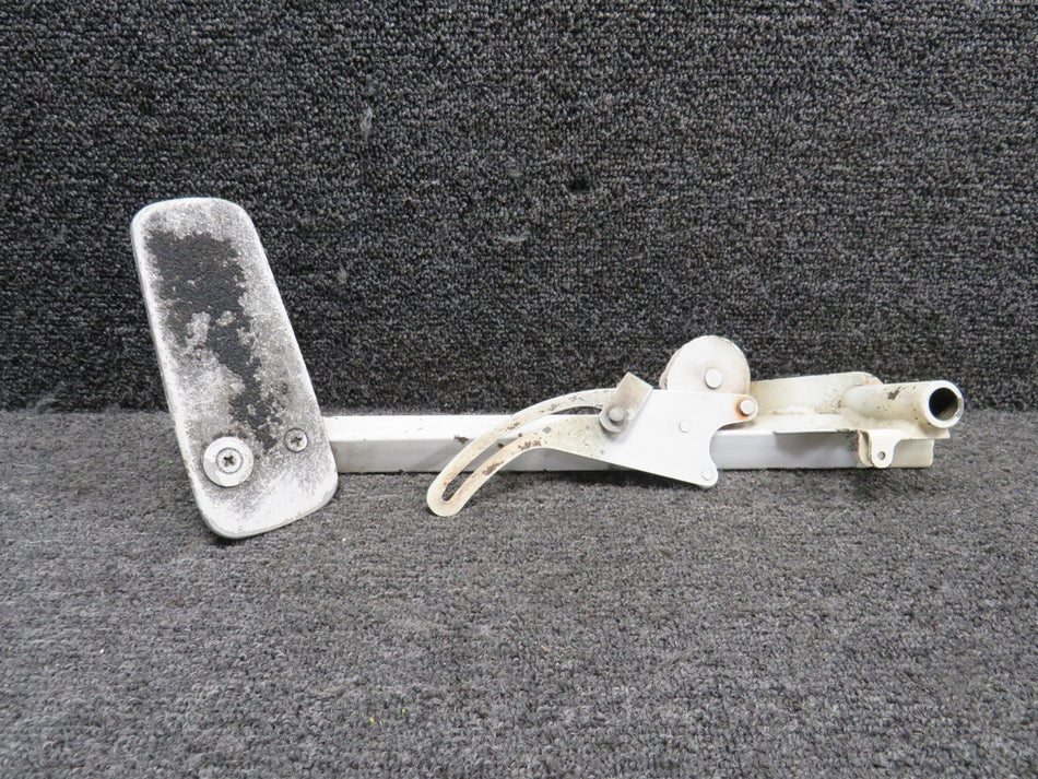 0741623-1 (Cast: 0741623) Cessna T210N Retractable Cabin Step Assembly