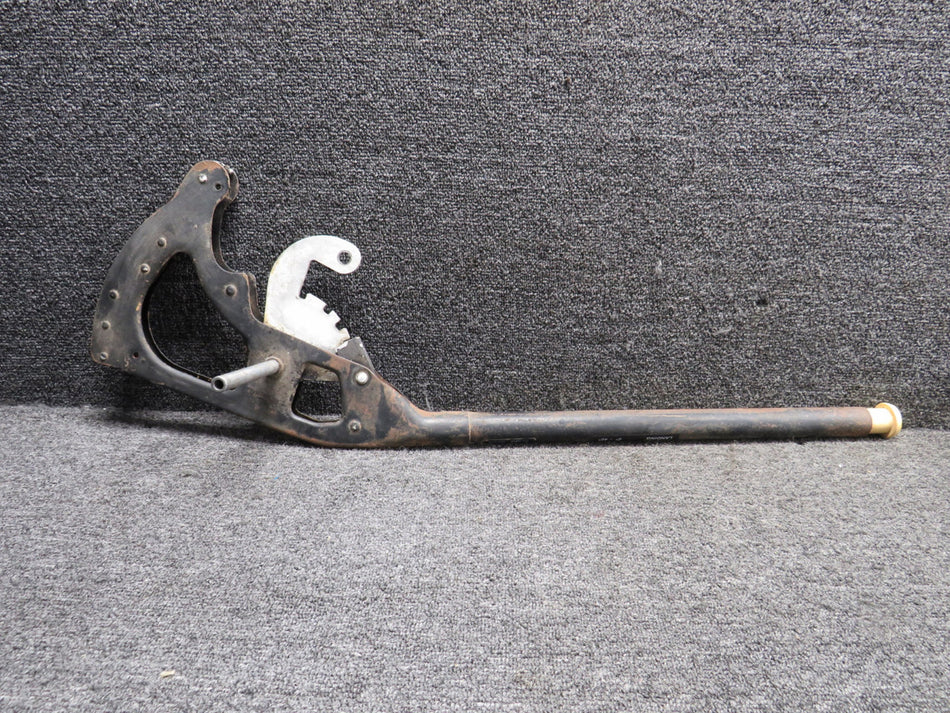 0510166-6, 0510171-1 Cessna 172D Flap Lever Assembly