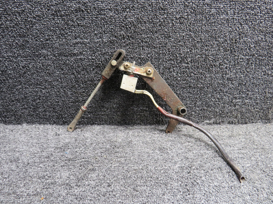 1241428-1, 1241026-1 Cessna 210 MLG Door Uplock Clevis Assy w Switch LH