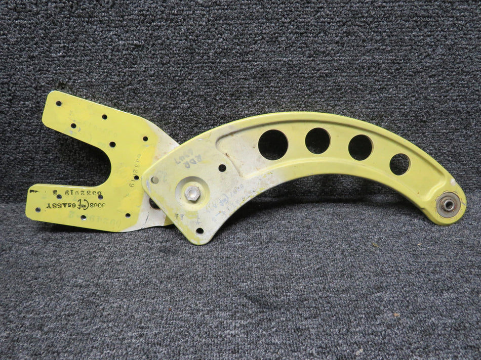 6361114-4, 6332019-5 Cessna Citation 525 Horn & Bearing Plate Assembly
