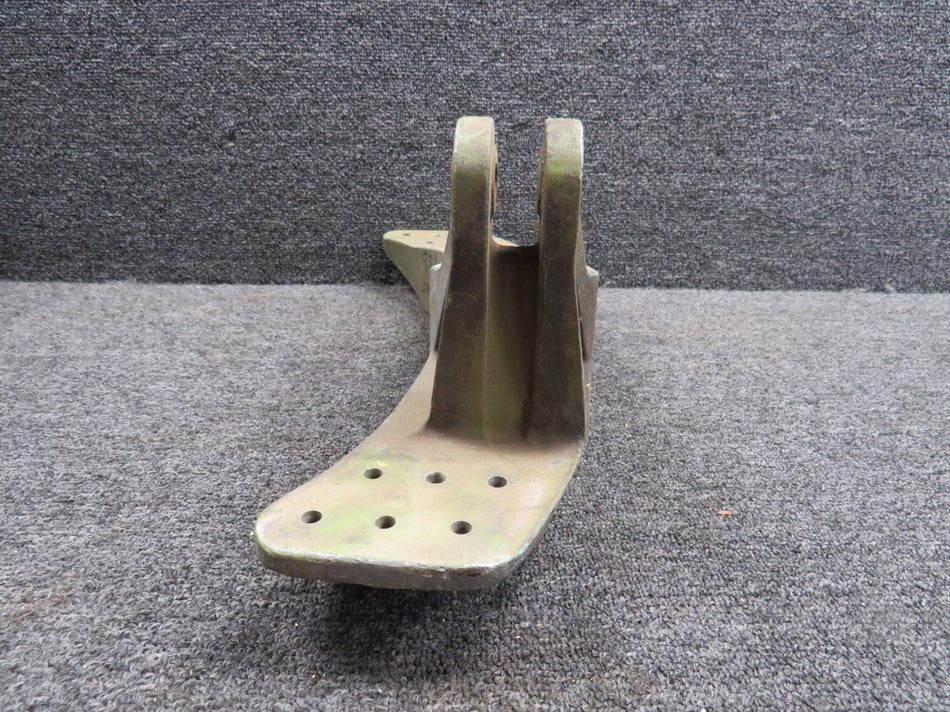 115-440031-1 Beechcraft King Air 99 Horizontal Stabilizer Hinge Bracket LH