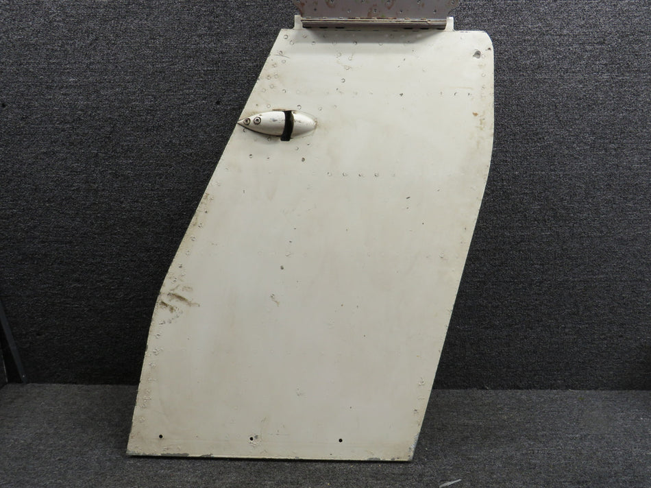 47AT-396 Falcon 20 Main Gear Door RH w Green Repairable Tag (Core)