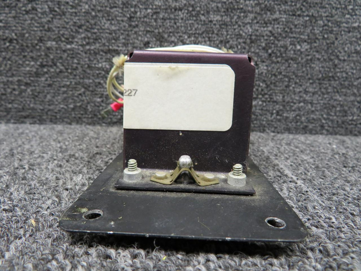 Wemac 2335-1 Wemac-Swearingen Overhead Light Assembly (Missing Face Panel)