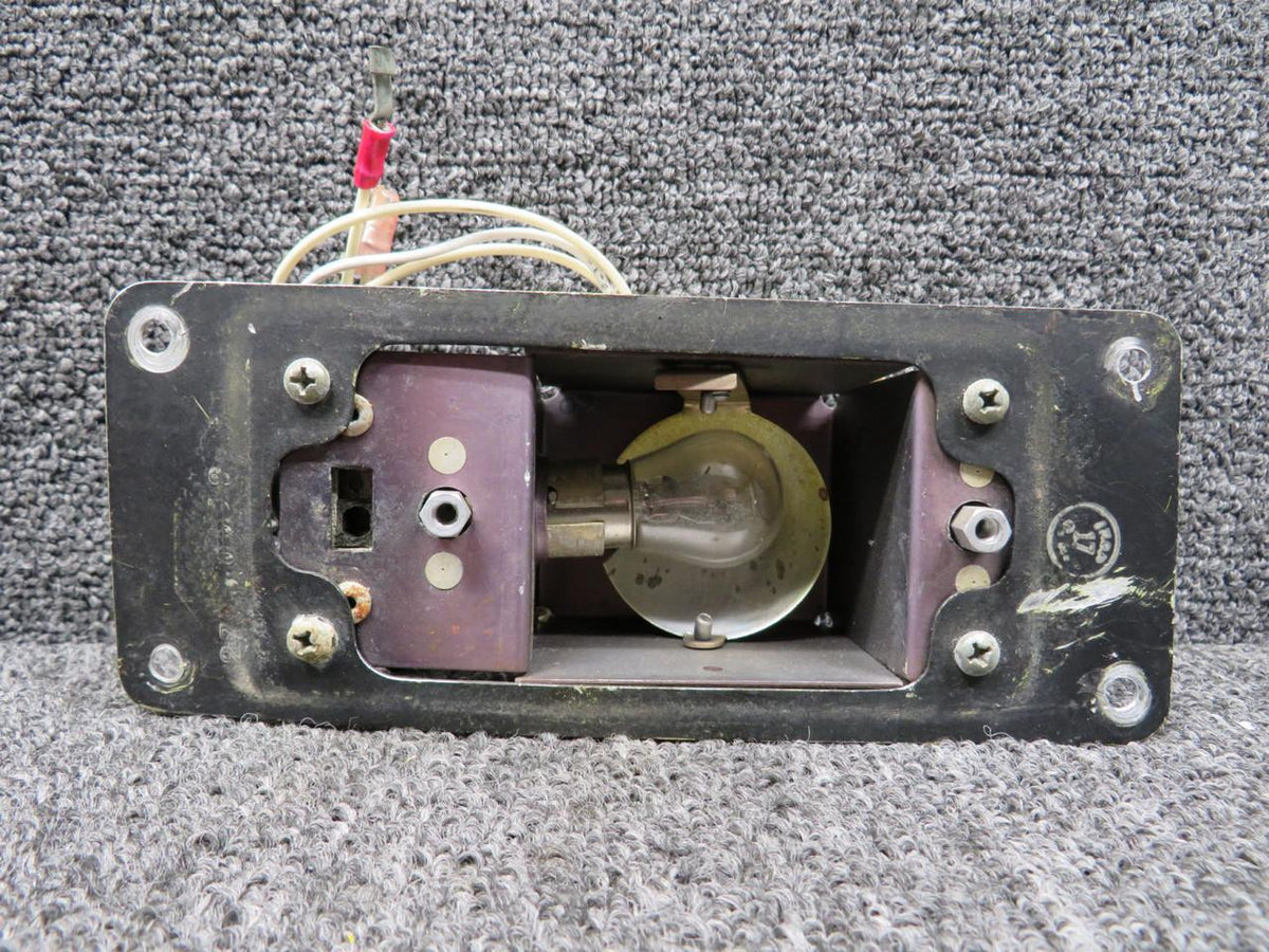 Wemac 2335-1 Wemac-Swearingen Overhead Light Assembly (Missing Face Panel)