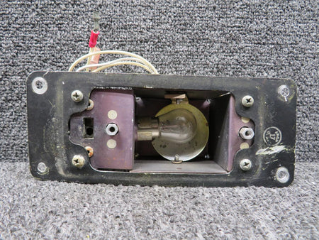 Wemac 2335-1 Wemac-Swearingen Overhead Light Assembly (Missing Face Panel)