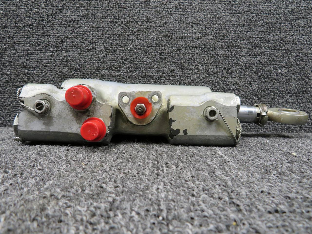 Messier-Hispano 285719-0-1 Messier-Hispano Steering Actuator Assembly with Modifications