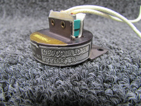 Consolidated Airborne Systems 9910095-2 (Alt: GB300NA109A) Consolidated Gorn Barometric Switch