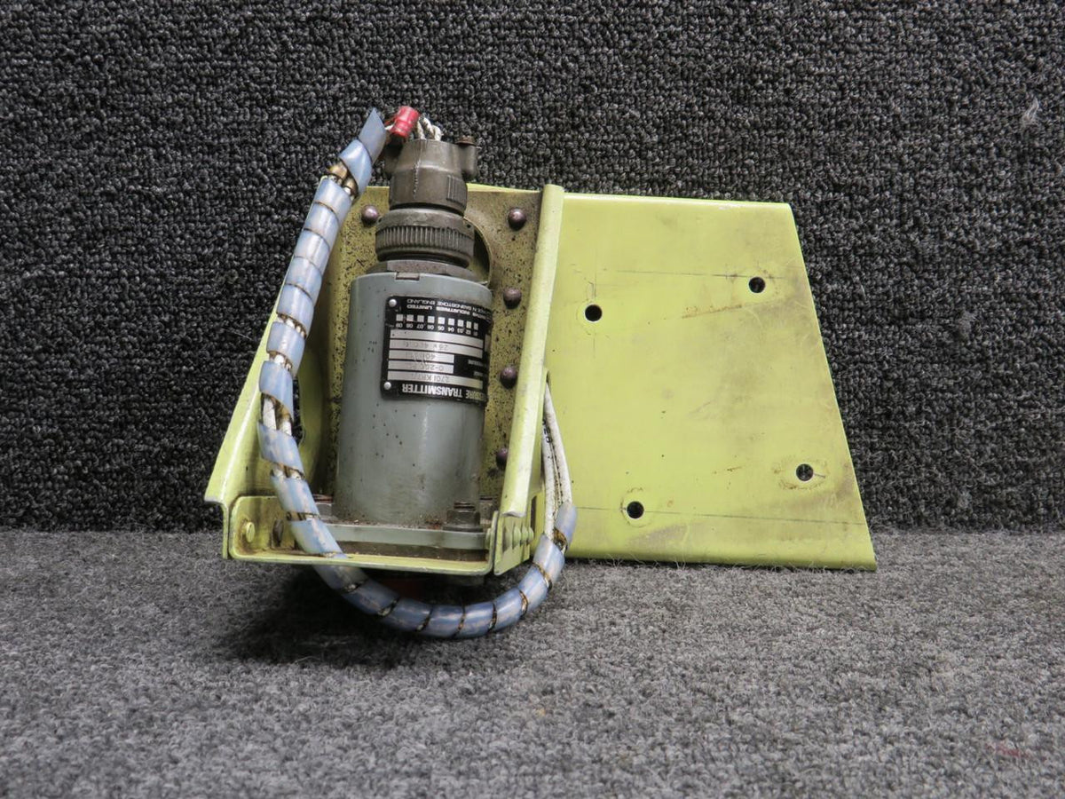 Smiths Ind 2701KPT-1 Smiths Industries Pressure Transmitter Assembly w Mount