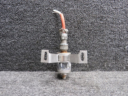Consolidated Controls 211C119-87 (Alt: 100-389018-13) Consolidated Controls Pressure Switch with Mount
