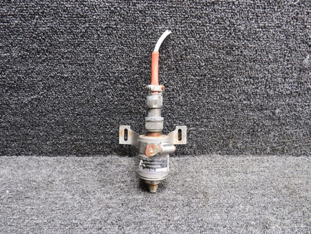 Consolidated Controls 211C119-87 (Alt: 100-389018-13) Consolidated Controls Pressure Switch with Mount