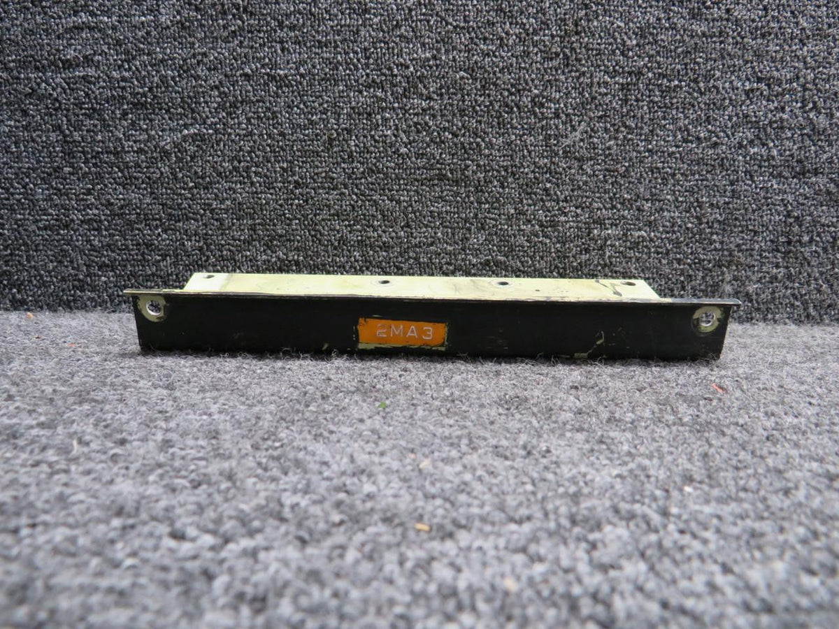 Does Not Apply SD3-81-1352XA (Alt: CJ9333-12-18) Tray Assembly