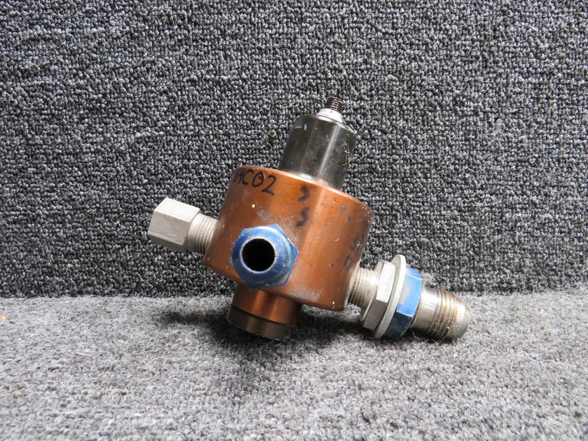 BF Goodrich  3D2372-33 BF Goodrich Pressure Regulator