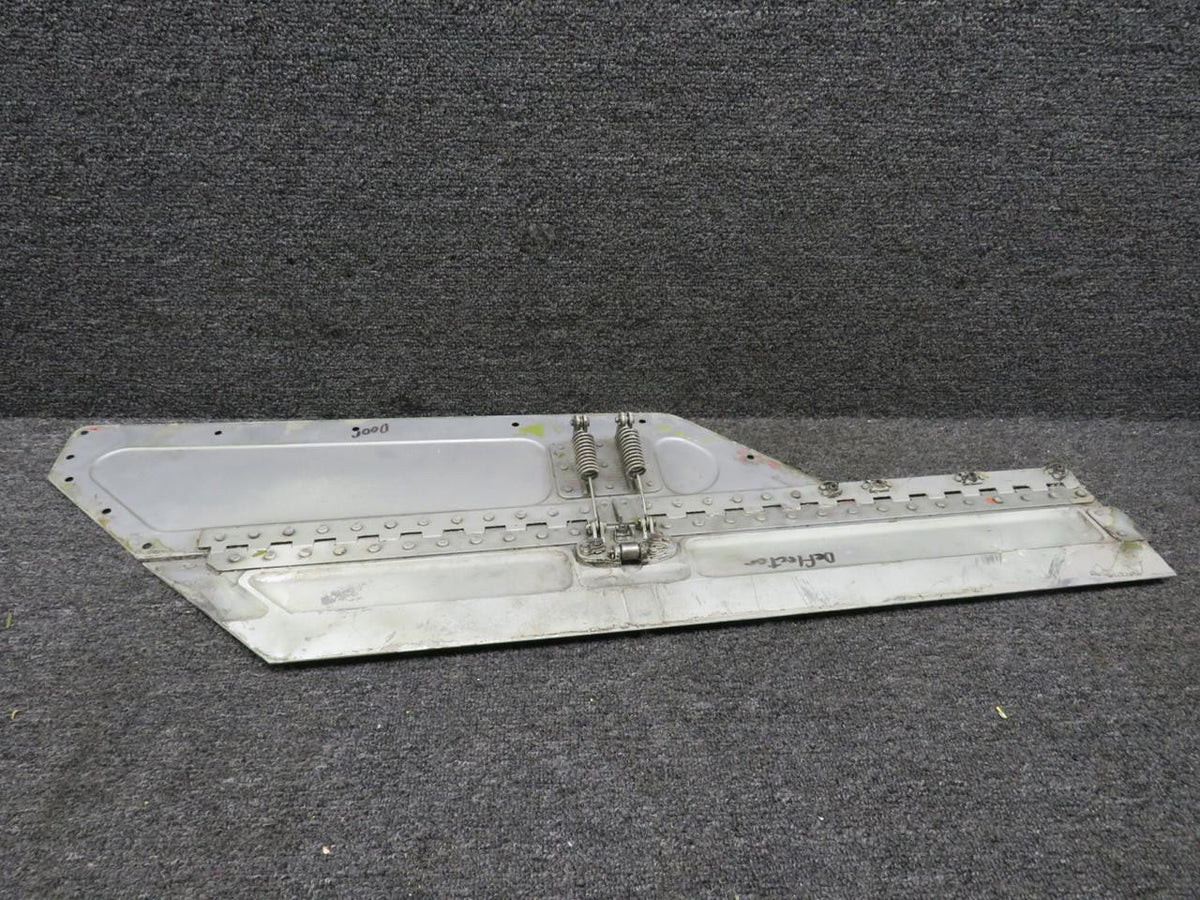 Dassault F10A-245-028-001 Dassault FA-10 Door Assembly with Deflector