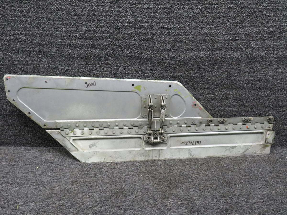Dassault F10A-245-028-001 Dassault FA-10 Door Assembly with Deflector