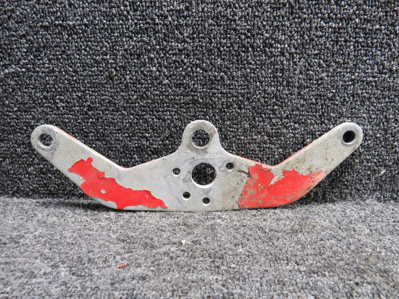 パーツ 0215 0432166-3 Cessna Elevator Bellcrank – BAS Part Sales