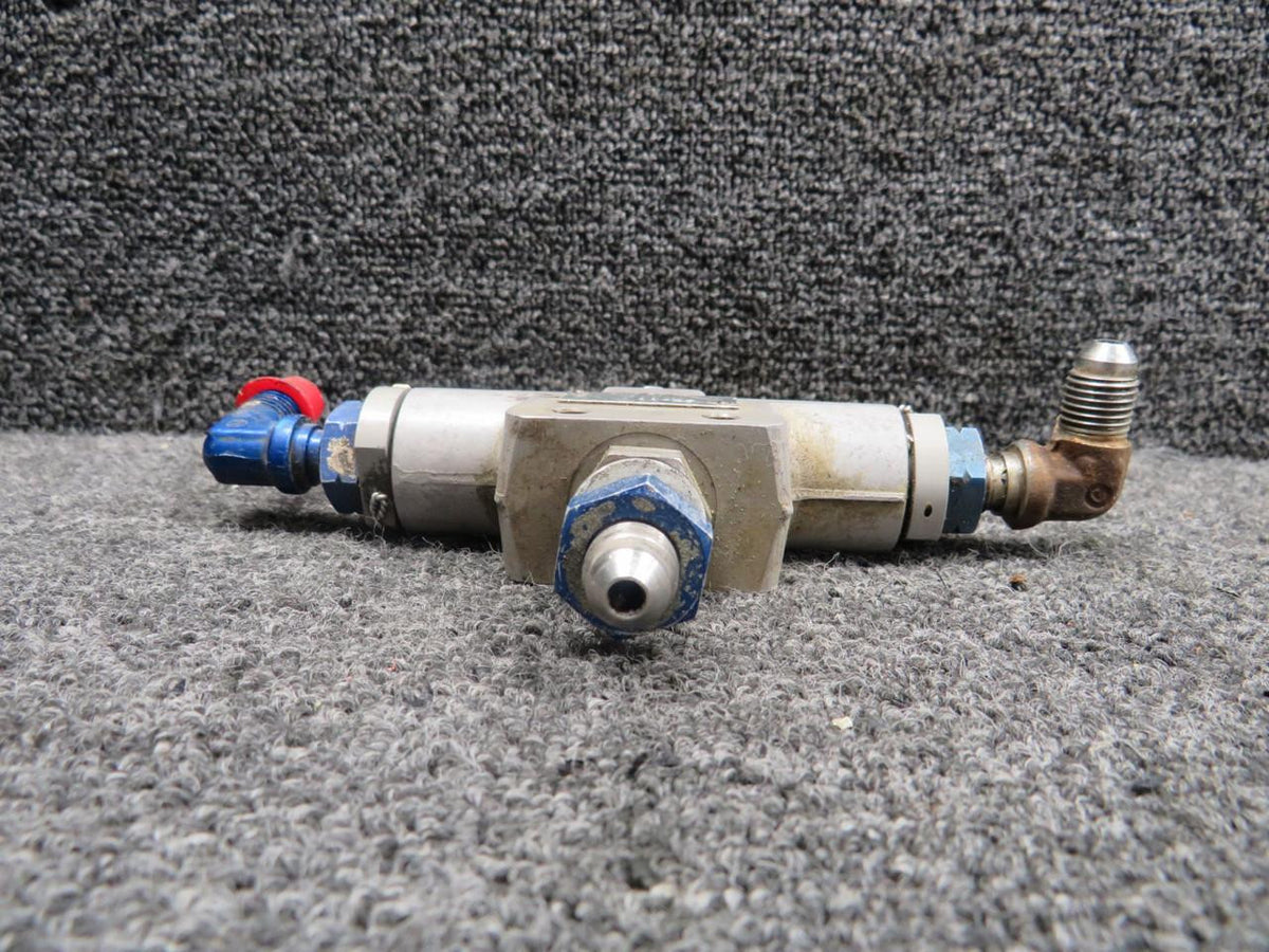 Does Not Apply HP567101-4 Directional Shuttle Valve with Extra Fittings