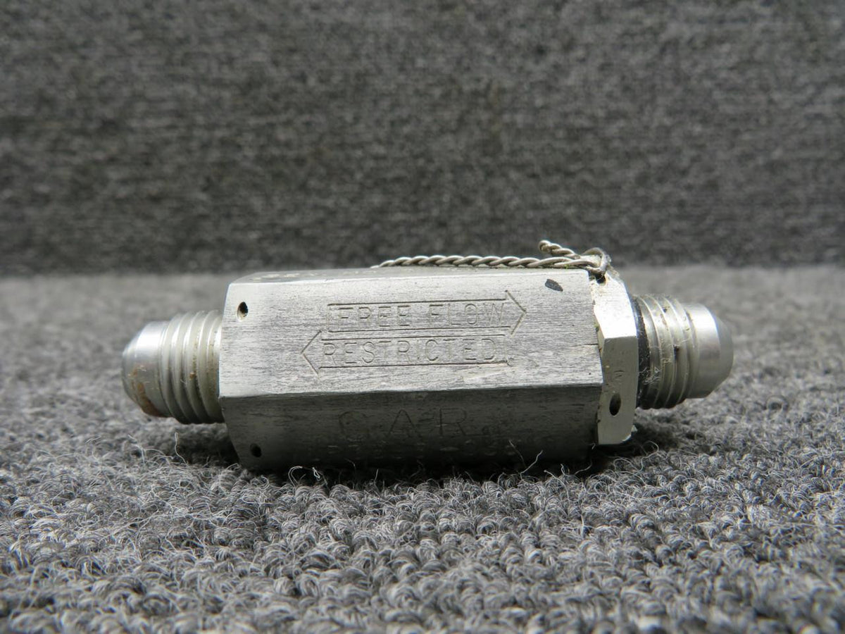 Gar-Kenyon 1R3665-035 Gar-Kenyon Hydraulic Valve (Chipped)