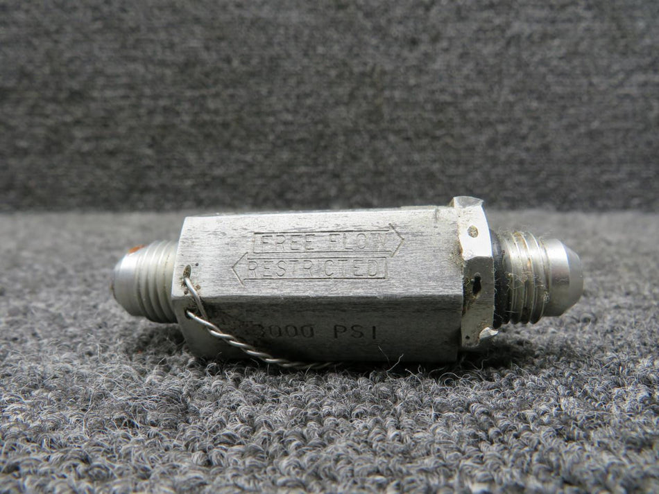 Gar-Kenyon 1R3665-035 Gar-Kenyon Hydraulic Valve (Chipped)