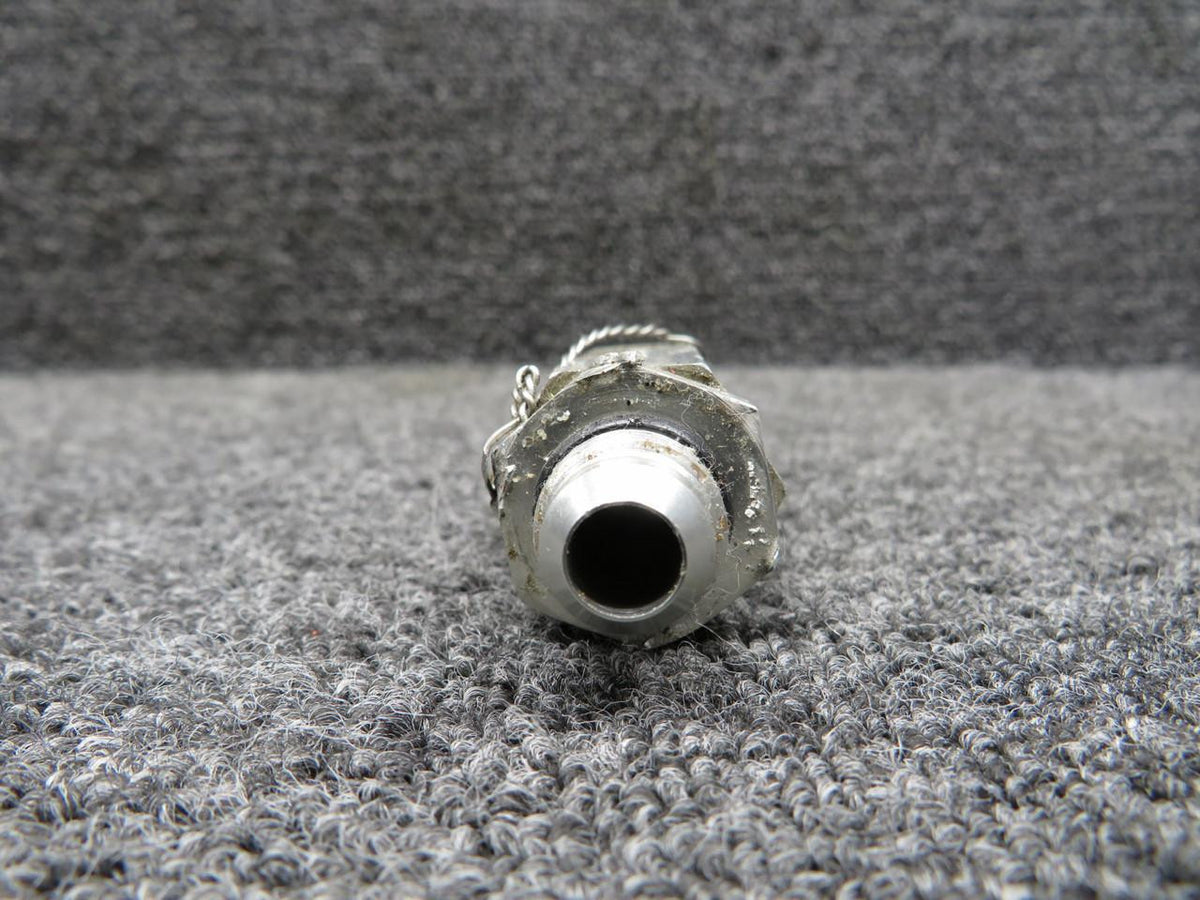 Gar-Kenyon 1R3665-035 Gar-Kenyon Hydraulic Valve (Chipped)