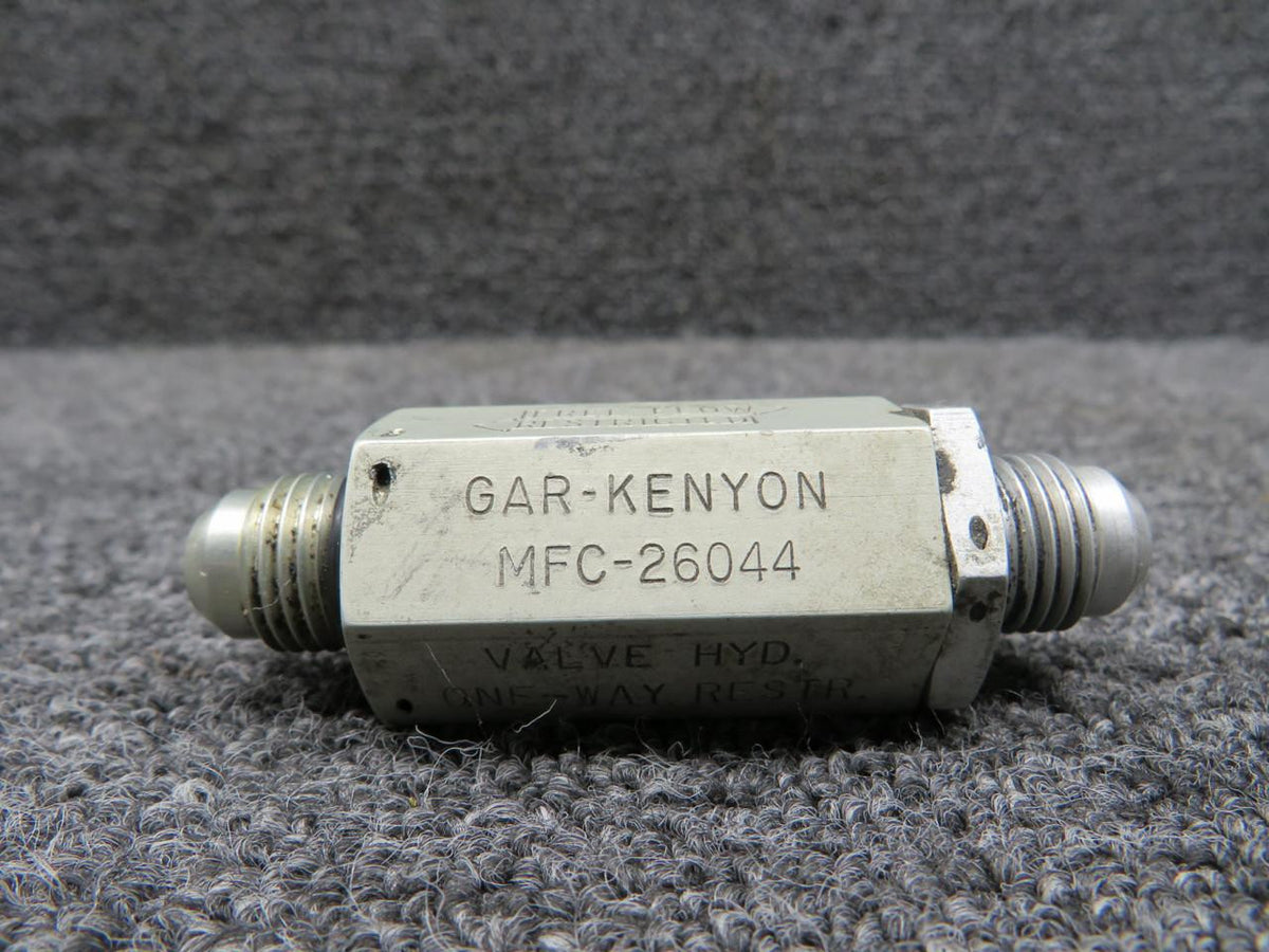 Gar-Kenyon 1R3665-051 Gar-Kenyon Hydraulic Valve (3,000 PSI)