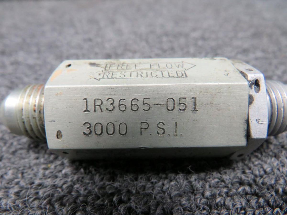 Gar-Kenyon 1R3665-051 Gar-Kenyon Hydraulic Valve (3,000 PSI)