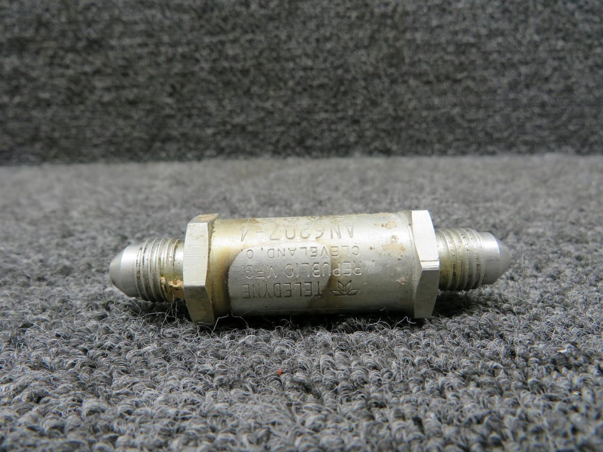 Teledyne AN6207-4 Teledyne Freeflow Valve (1500 PSI)