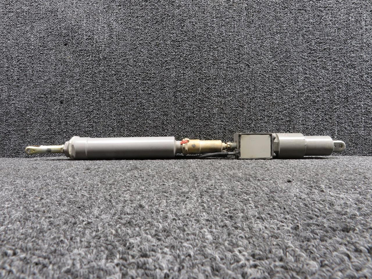 Dassault 105044-06, 021057-21 Dassault FA-10 Aileron Trim Actuator w Roll AFU